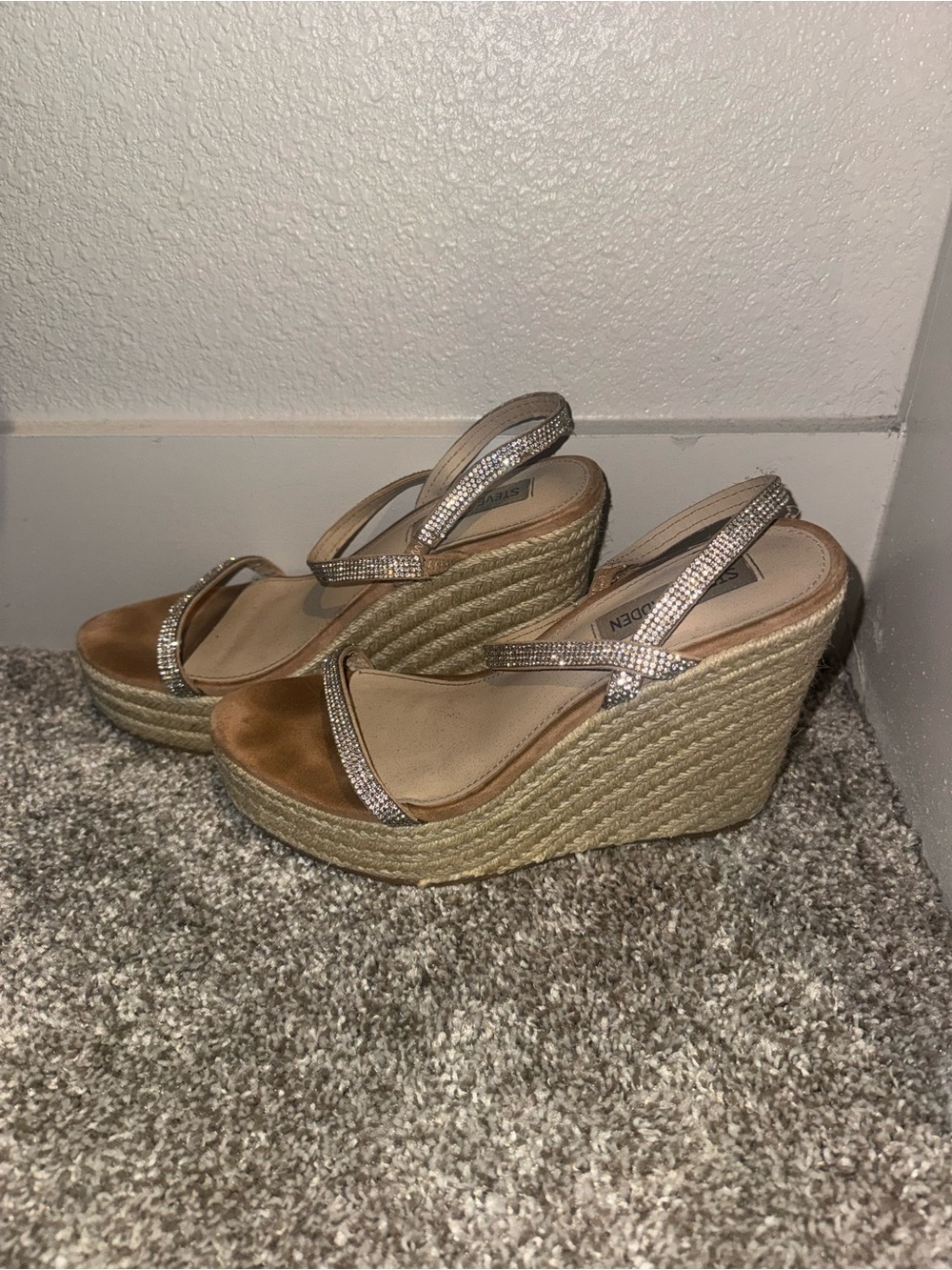 Steve Madden rhinestone wedges